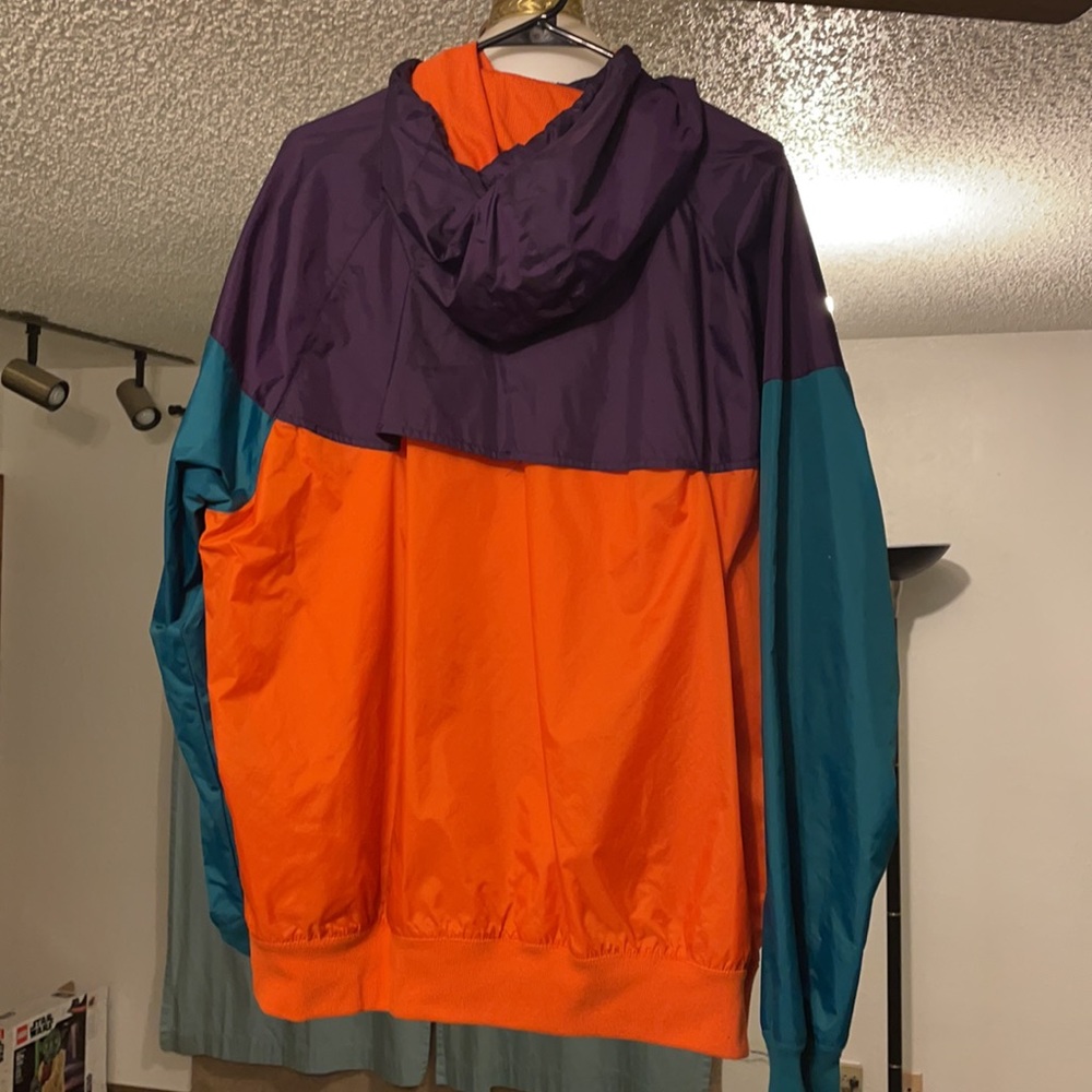 Nike Tri-Color Windbreaker - Picture 2 of 5
